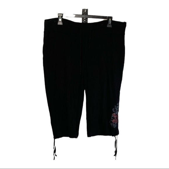Apt 9 Black Capris Sz Large - Picture 1 of 8